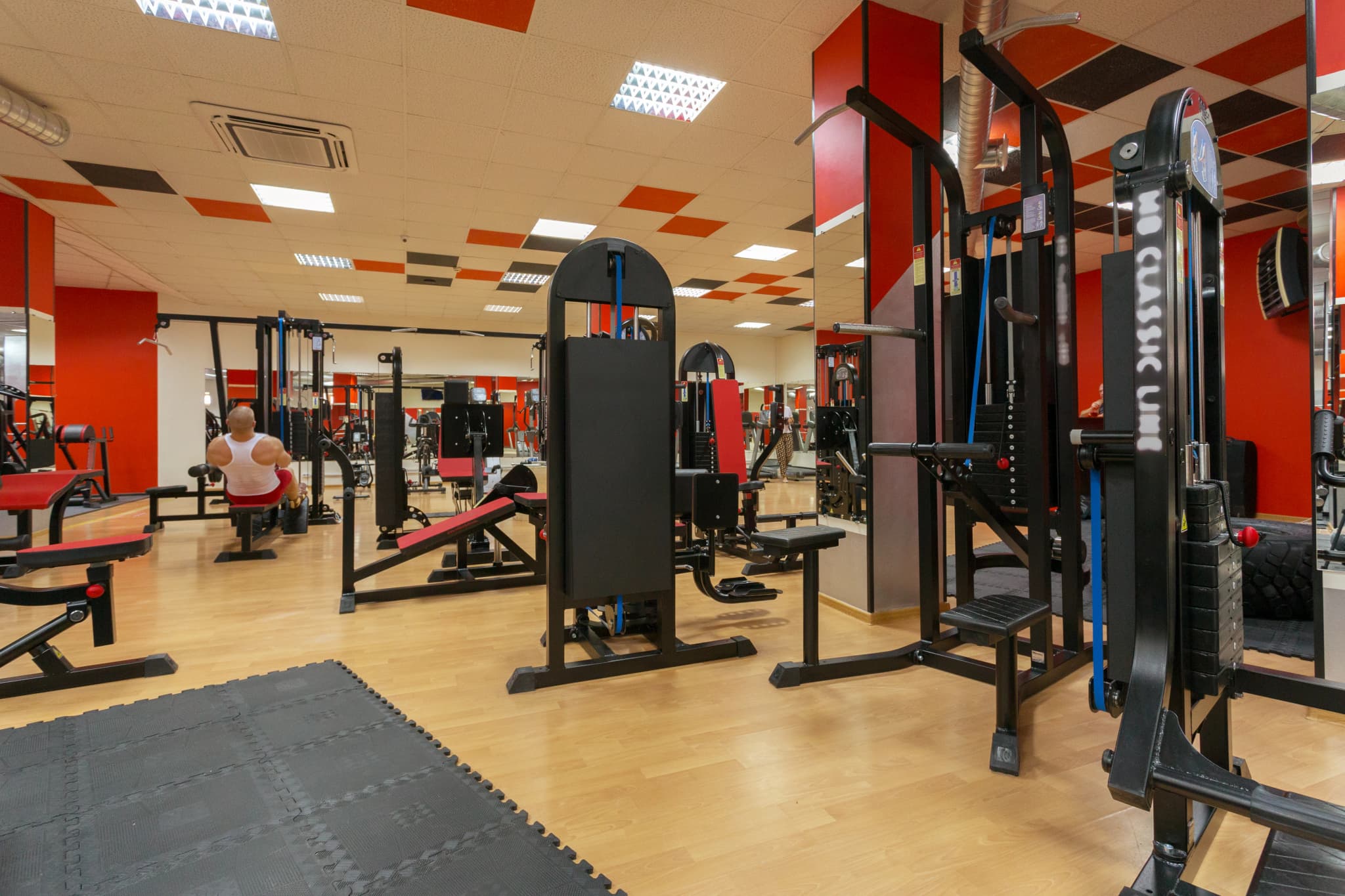 Gym & Fitness Centers
